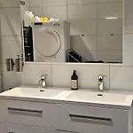 Lakeside 史特林