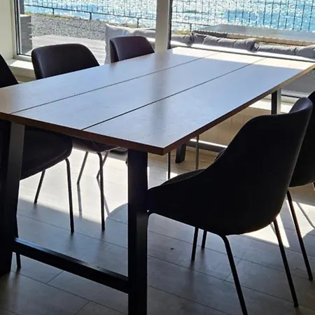 Lakeside Apartment Stryn